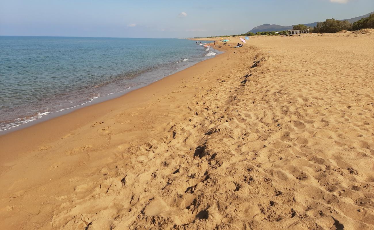 Photo of Paralia Zacharo with brown sand surface