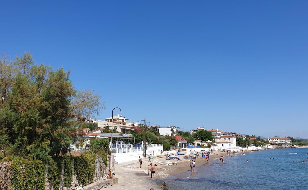 Photo of Liar beach with brown sand surface