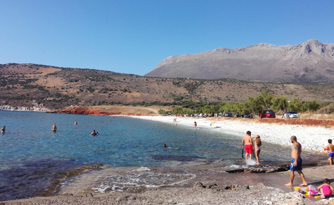 Photo of Diros beach with white pebble surface