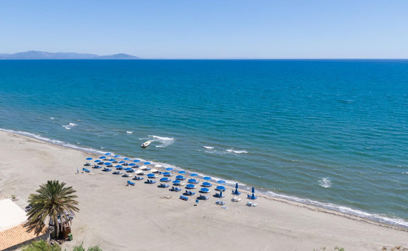 Photo of Elos beach with bright fine sand surface