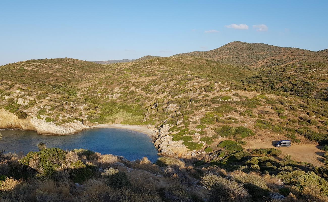 Photo of Kolpos Idras II with light sand &  pebble surface