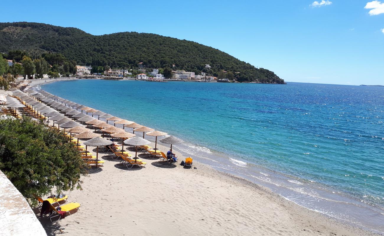 Photo of Askeli beach with light sand &  pebble surface