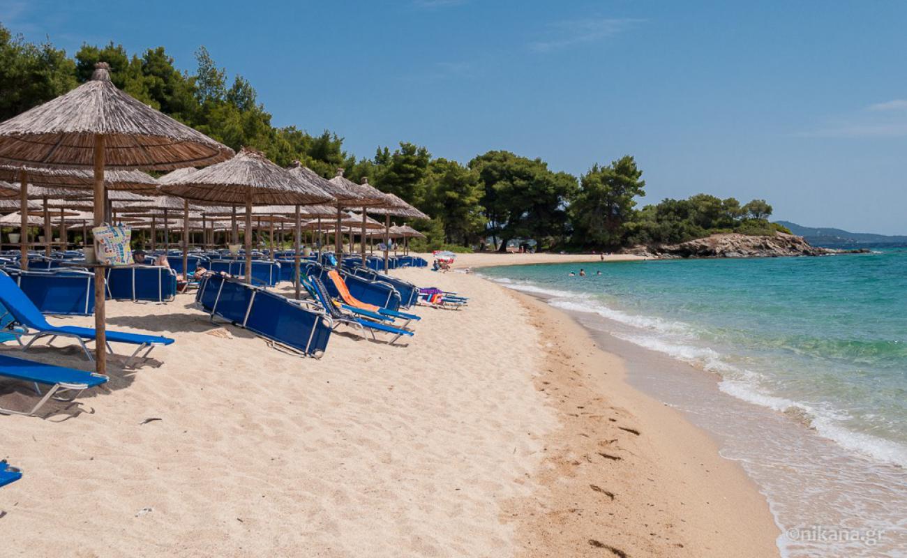 Photo of Lagomandra beach with brown fine sand surface