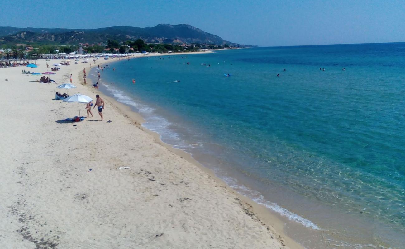 Photo of Paralia Karianis with white sand surface