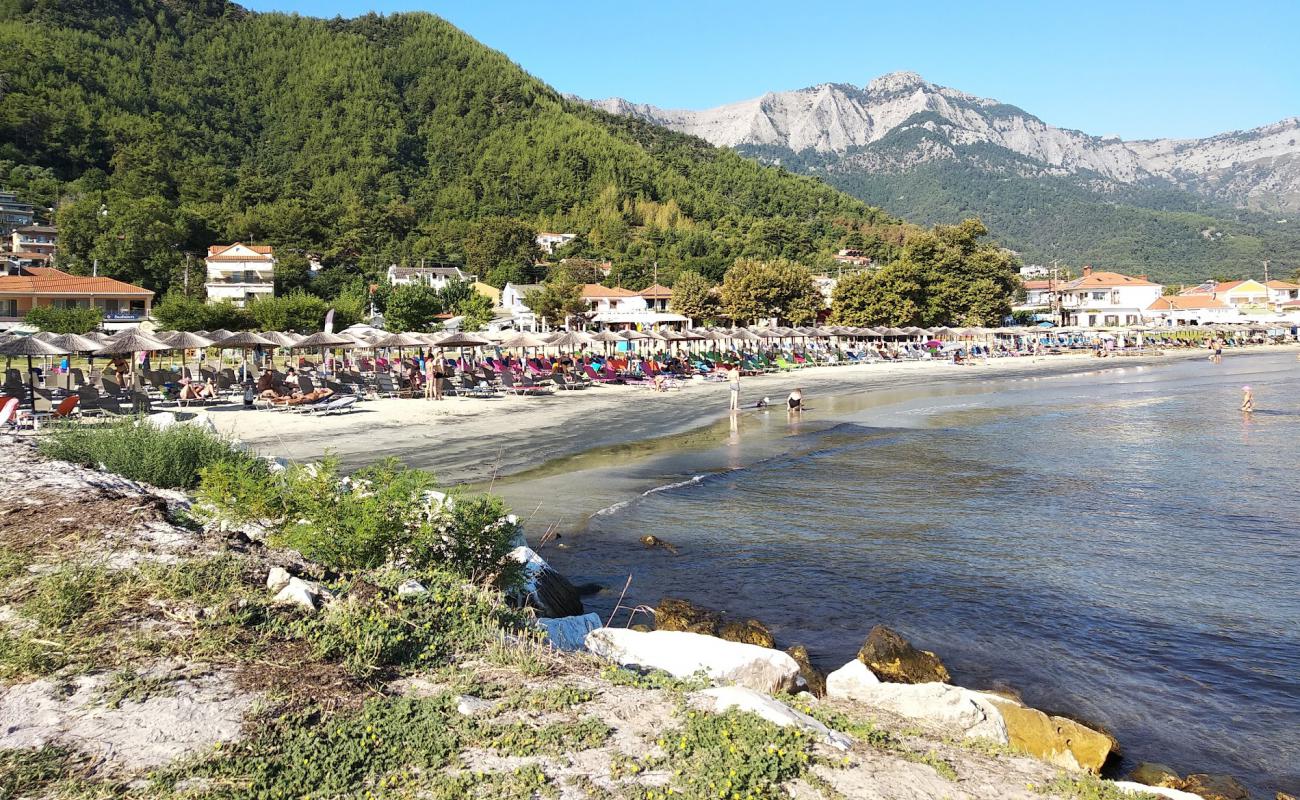 Photo of Skala Potamias with bright fine sand surface