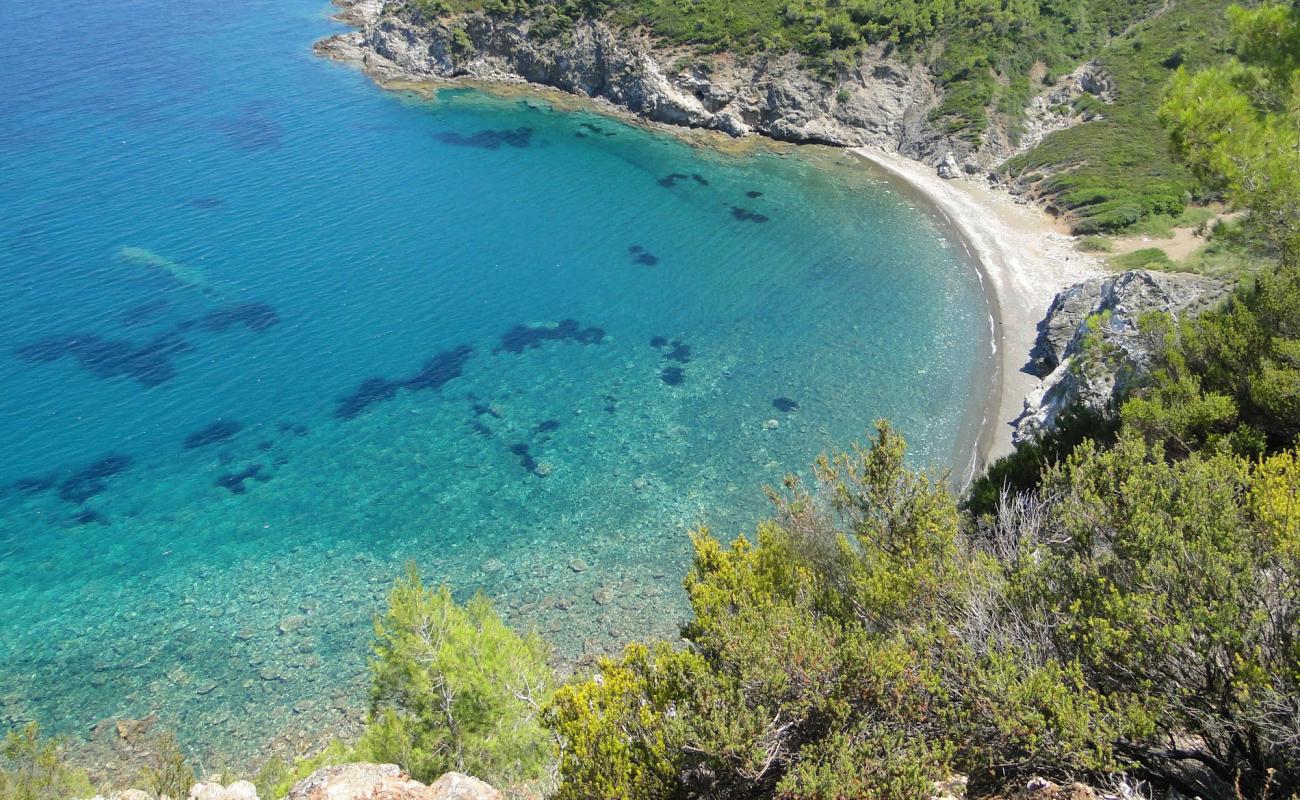 Photo of Rodaki beach with black sand & pebble surface