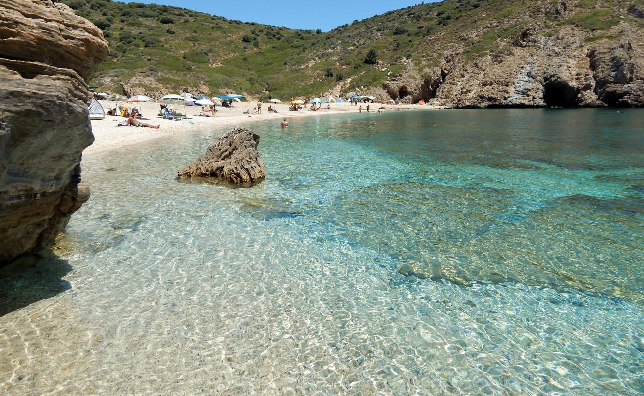 Photo of Armirichi beach with bright shell sand surface