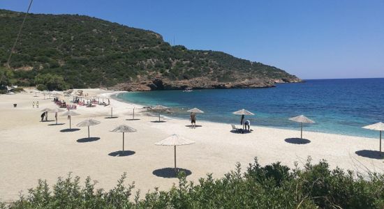 Limniónas beach