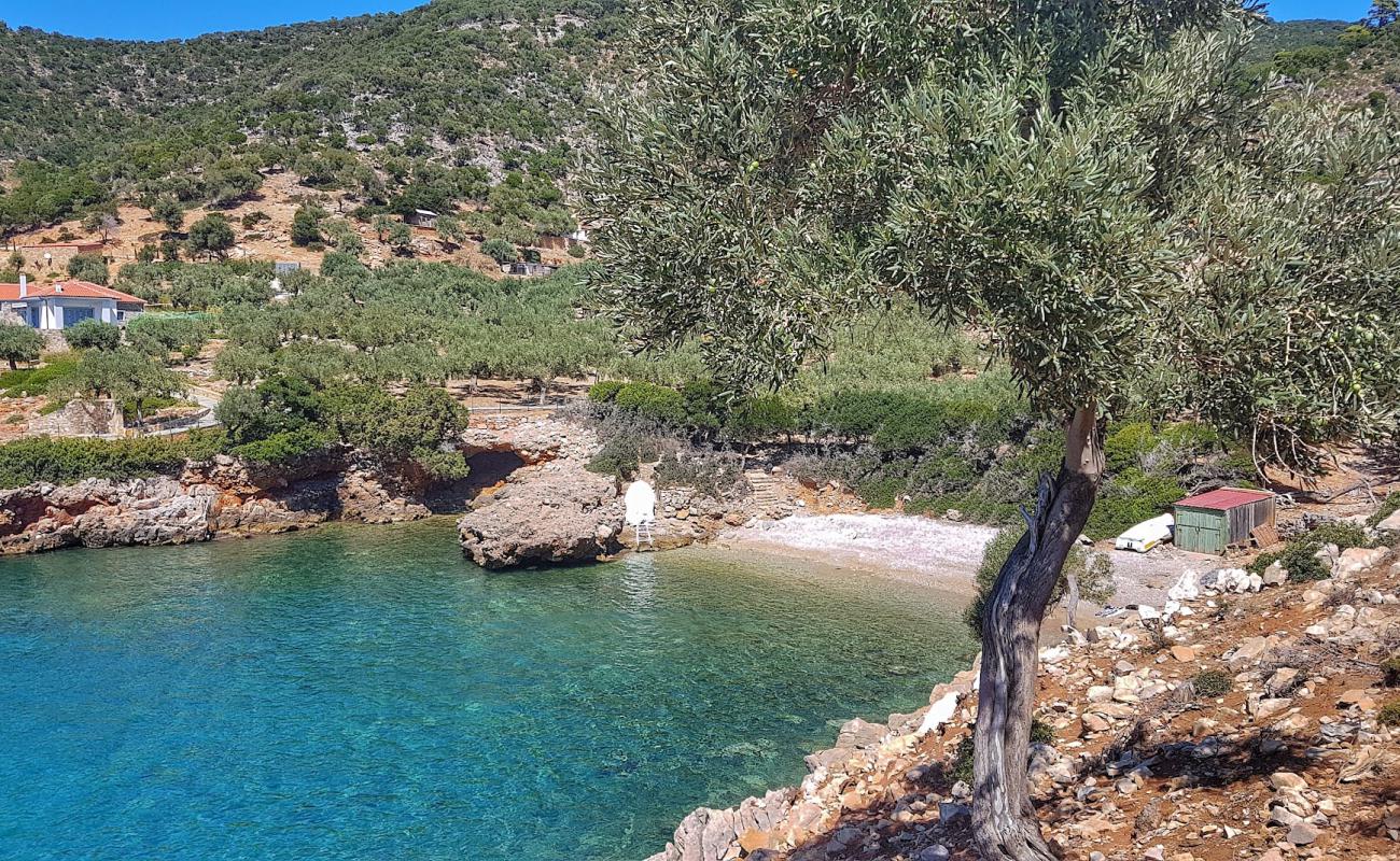 Photo of Agalou Laka beach with light pebble surface