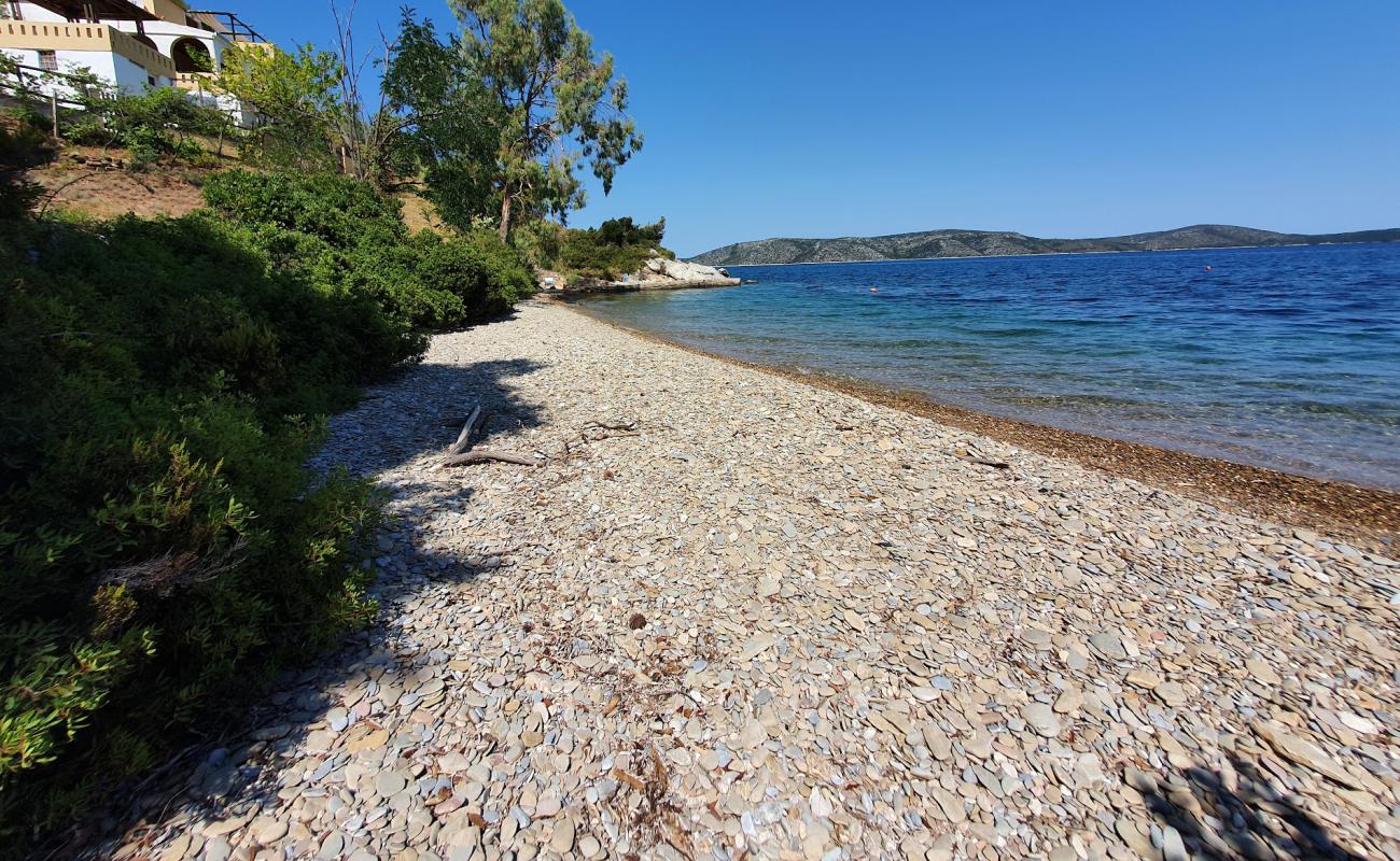 Photo of Danna's beach with light pebble surface