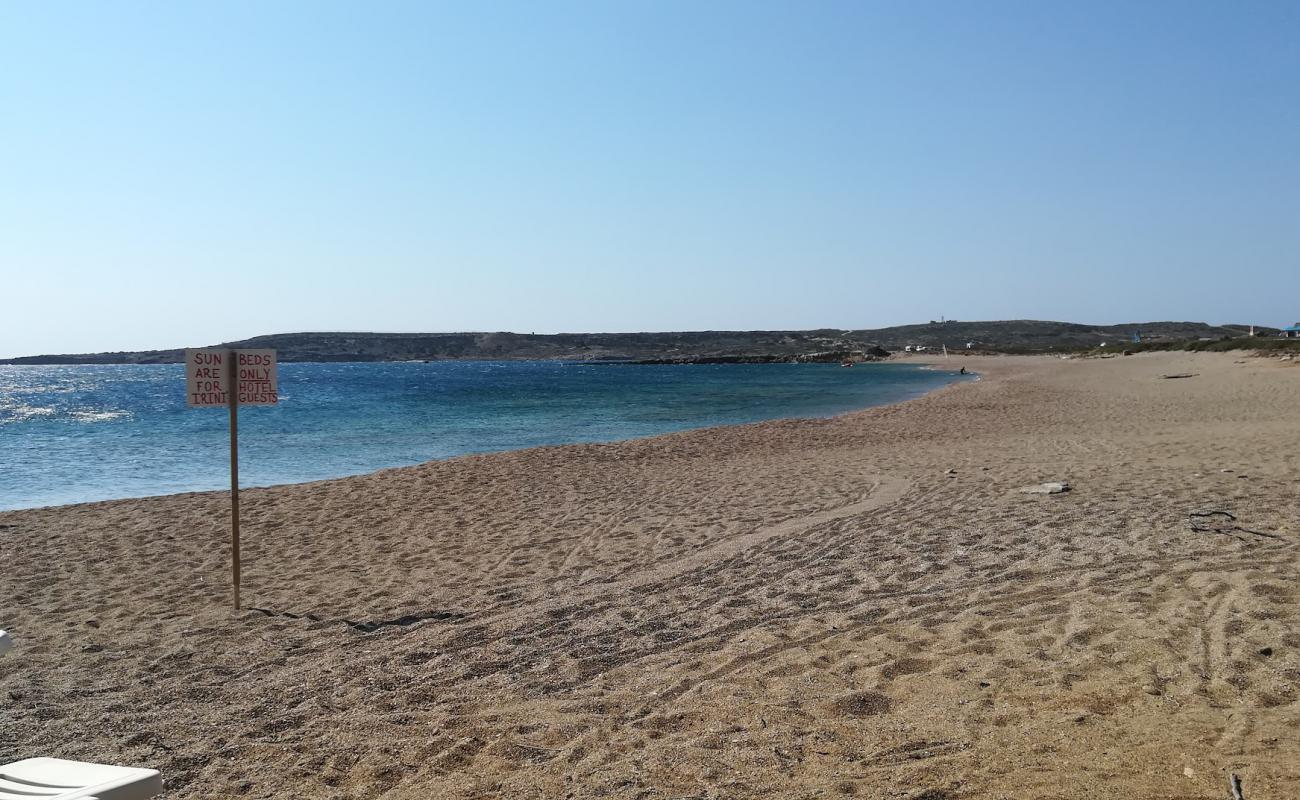 Photo of Paralia Makris Gialos with brown sand surface