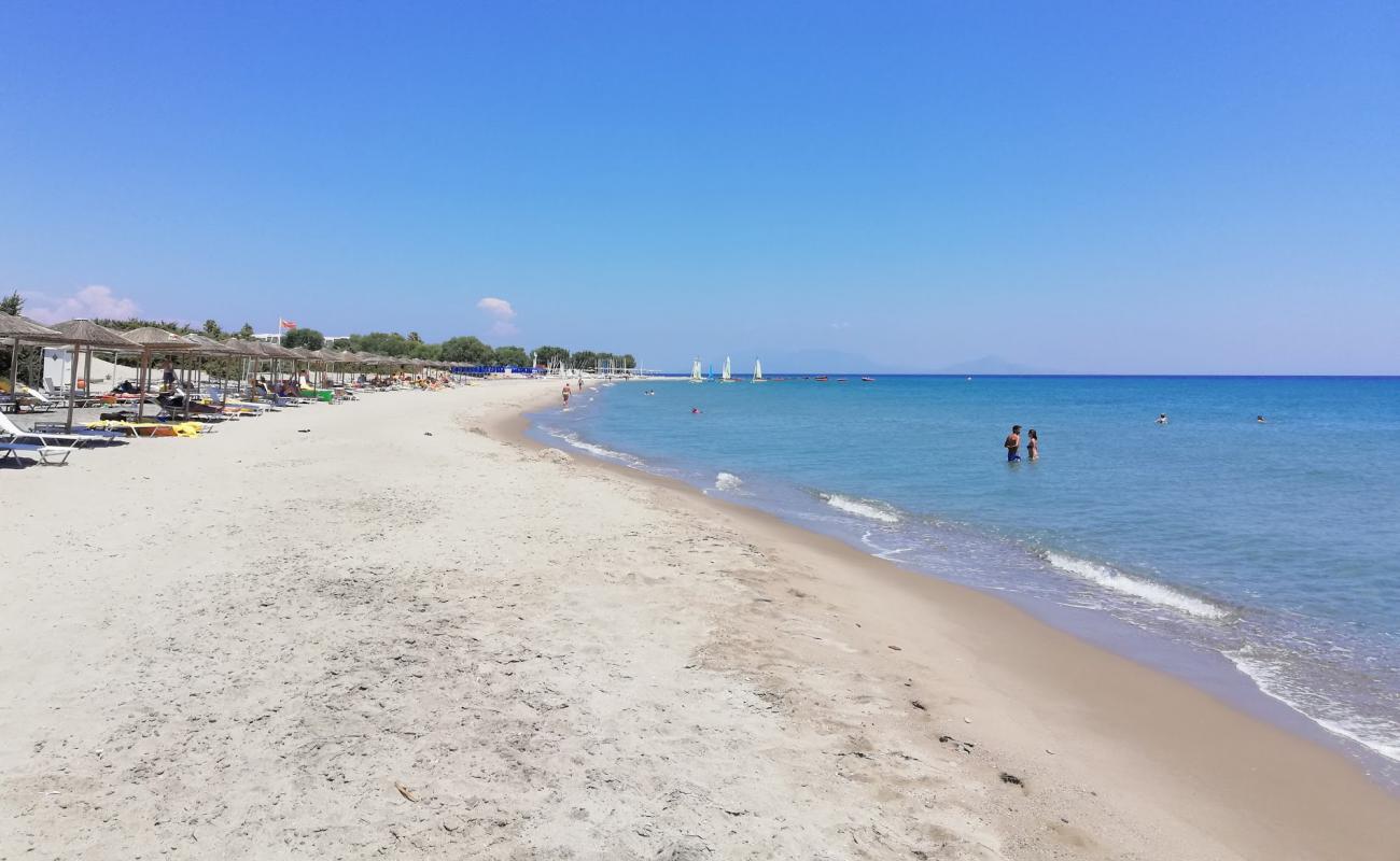 Photo of Helona beach with bright sand surface