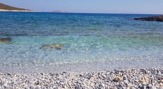 Limnári beach