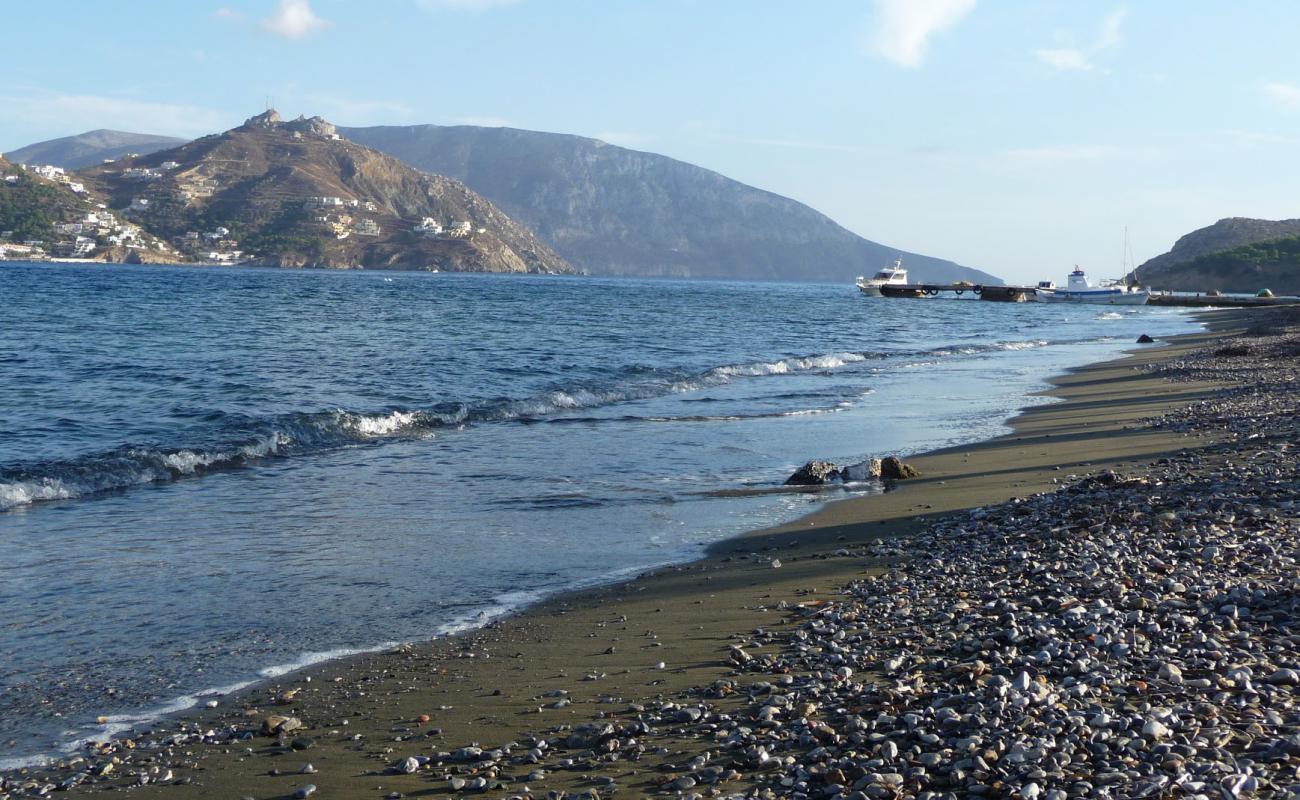 Photo of Paralia Telendou II with brown sand &  rocks surface