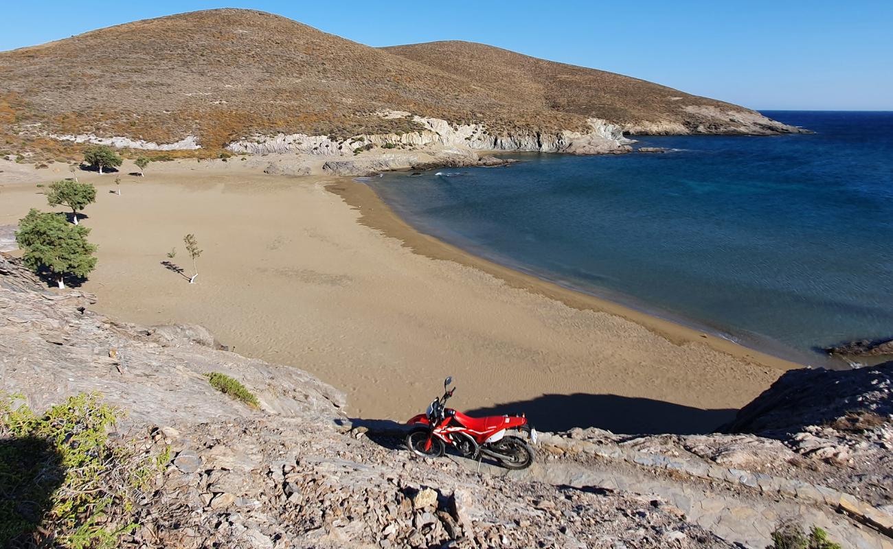 Photo of Lazaretta beach with brown sand surface