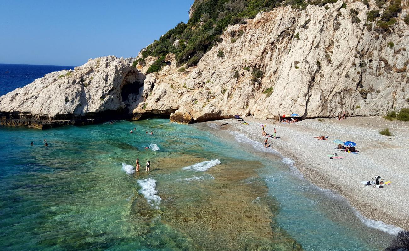 Photo of Mikro Seitani beach with light fine pebble surface