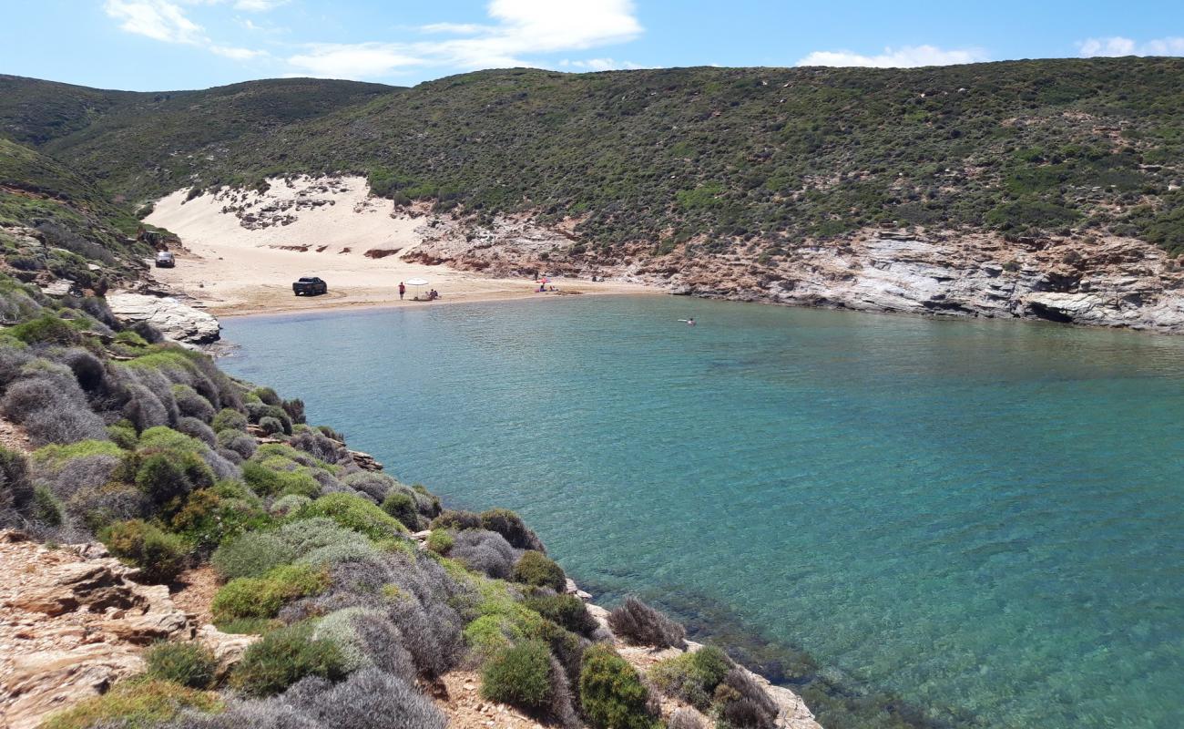 Photo of Little Ateni with bright fine sand surface