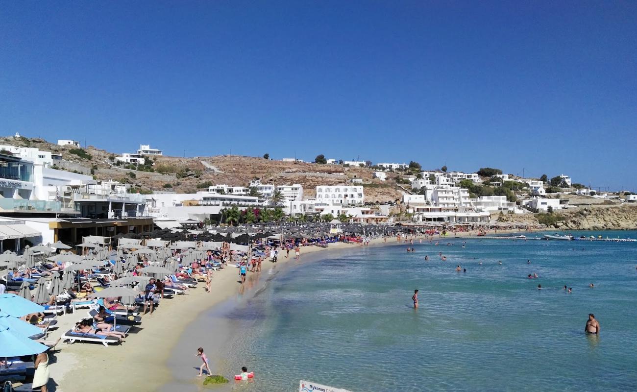 Photo of Platis Gialos beach with bright fine sand surface