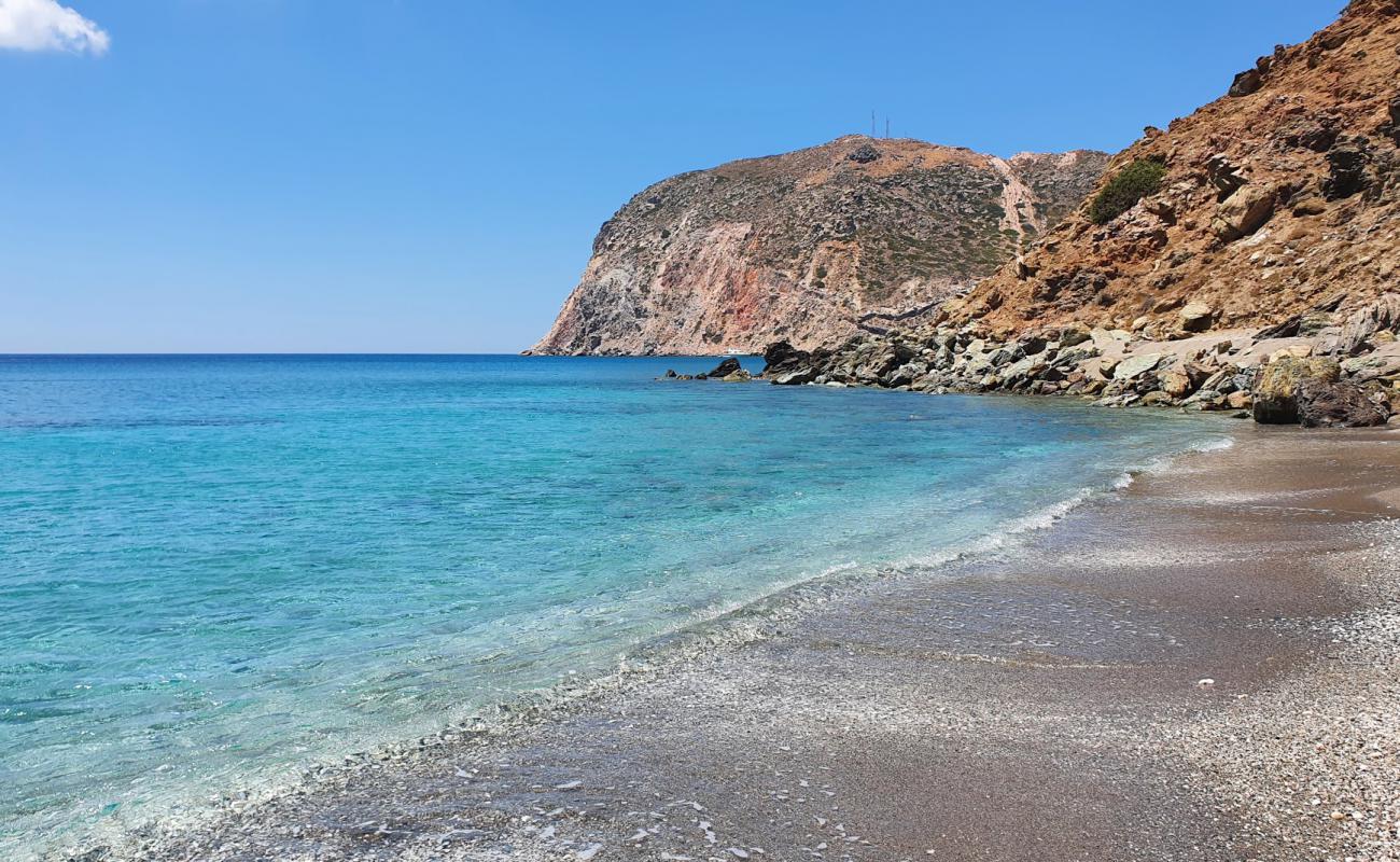 Photo of Psaravolada beach with brown fine pebble surface