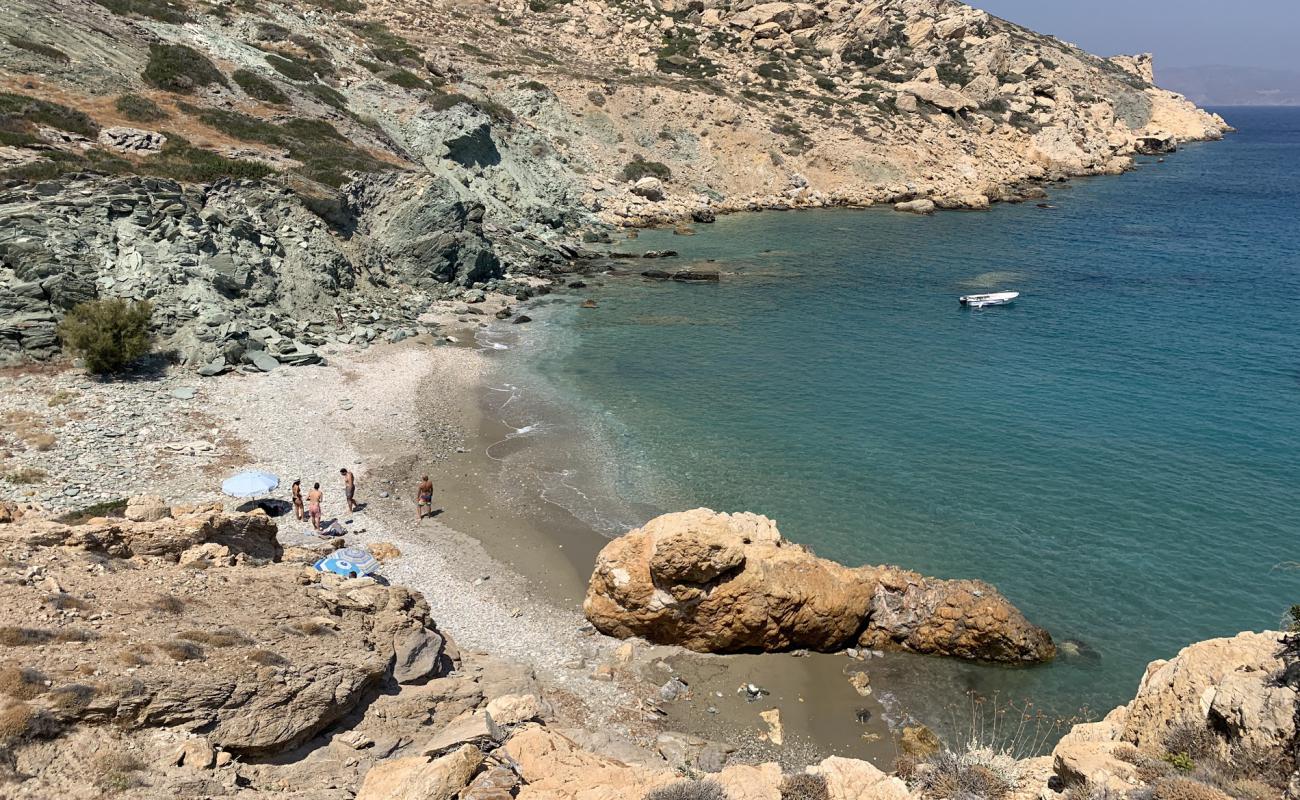 Photo of Maltas beach with gray sand &  pebble surface