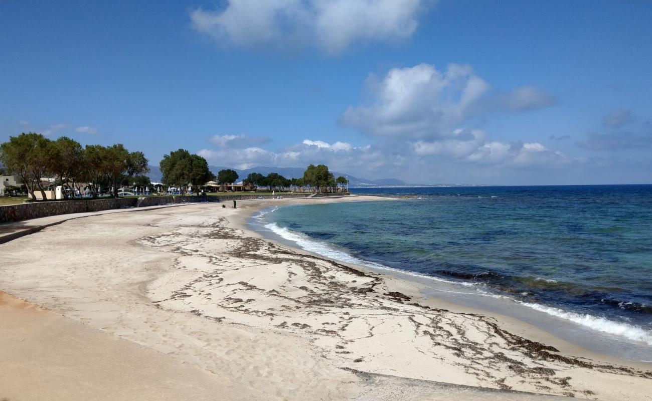 Photo of Spiliada beach with bright sand surface