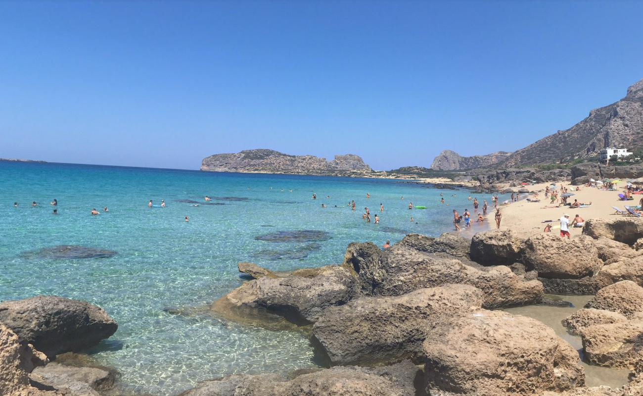 Photo of Falasarna mikri beach backed by cliffs