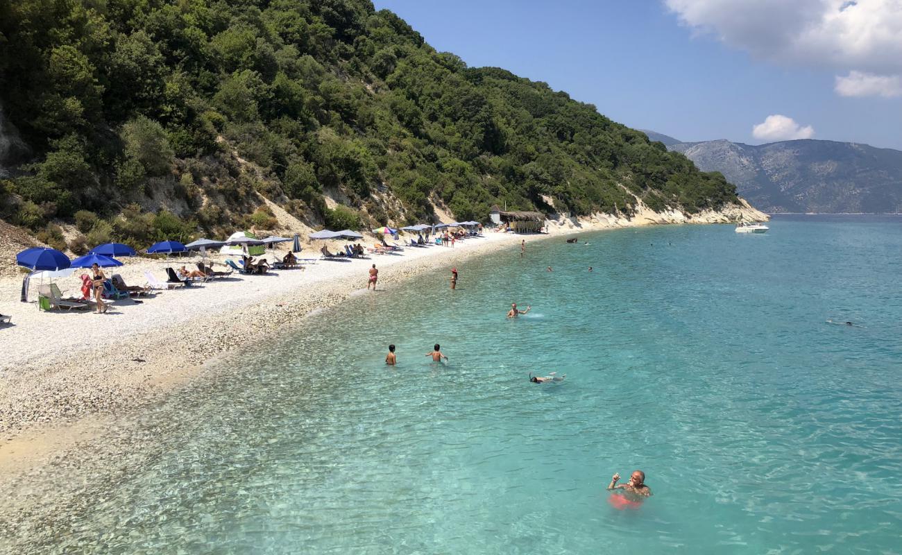 Photo of Gidaki beach with light pebble surface