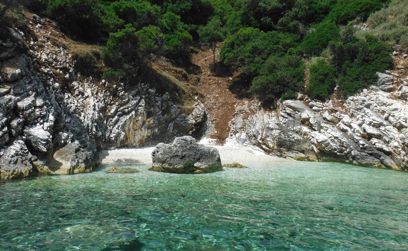 Photo of Segreta beach with light fine pebble surface