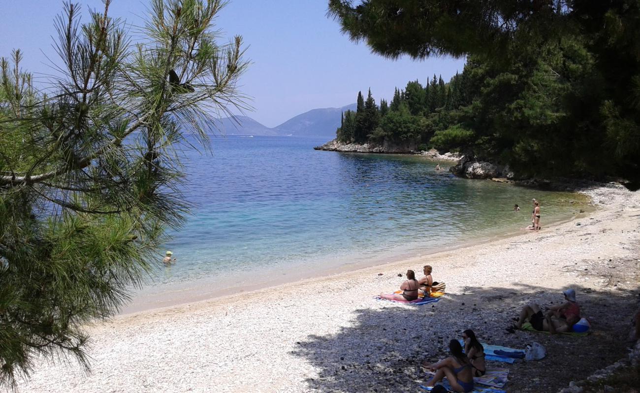 Photo of Loutro beach with light pebble surface