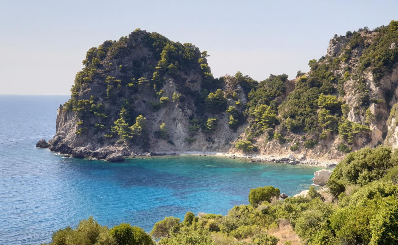 Photo of Antipsos beach with gray pebble surface