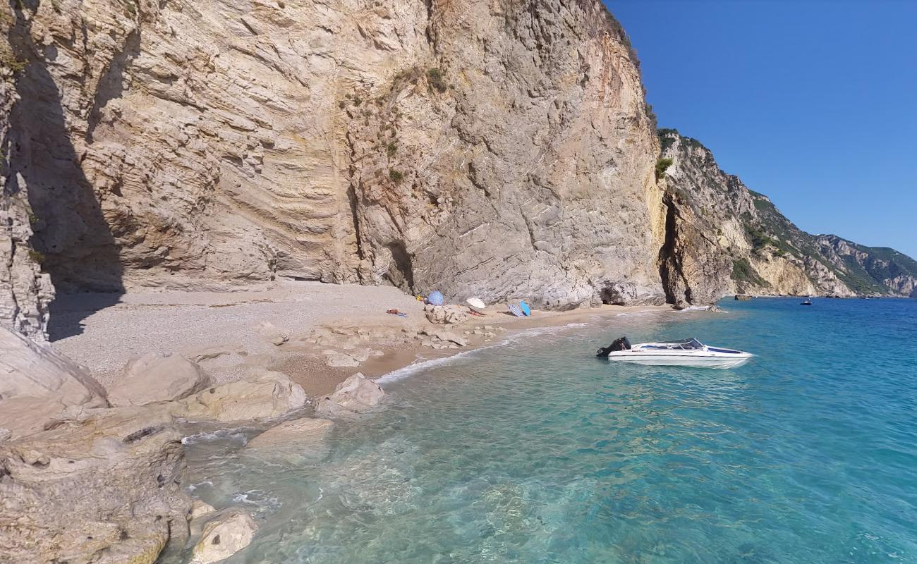 Photo of Kamari beach with turquoise pure water surface