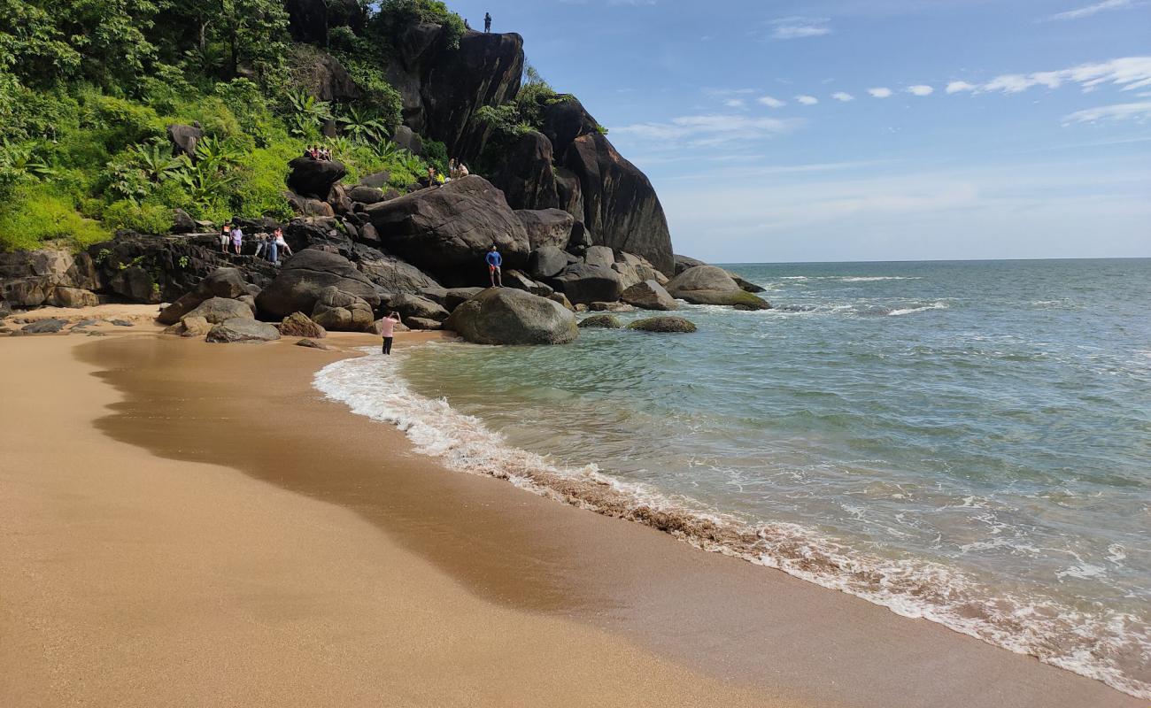 Photo of Butterfly Beach with bright fine sand surface