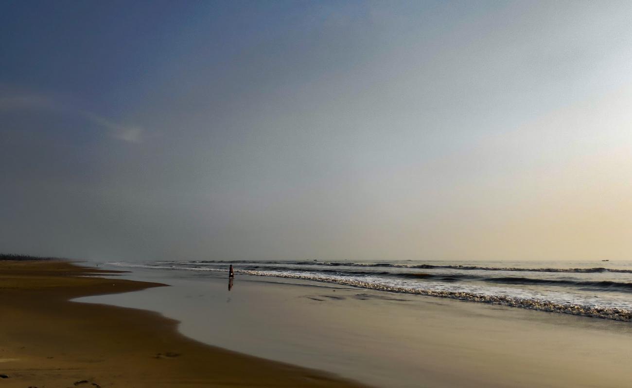 Photo of Vilundamavadi Beach with bright fine sand surface