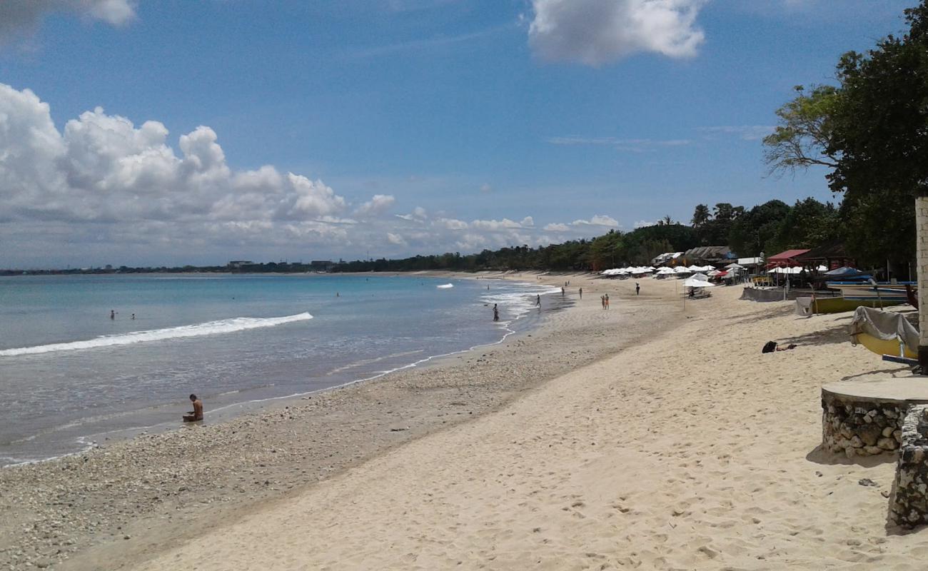 Photo of Muaya Beach with bright sand surface