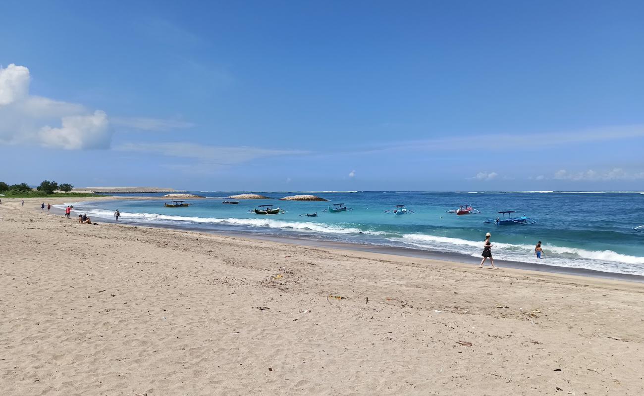 Photo of Jerman Beach with bright sand surface