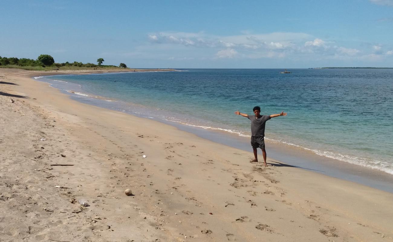 Photo of Kondo beach with bright sand surface