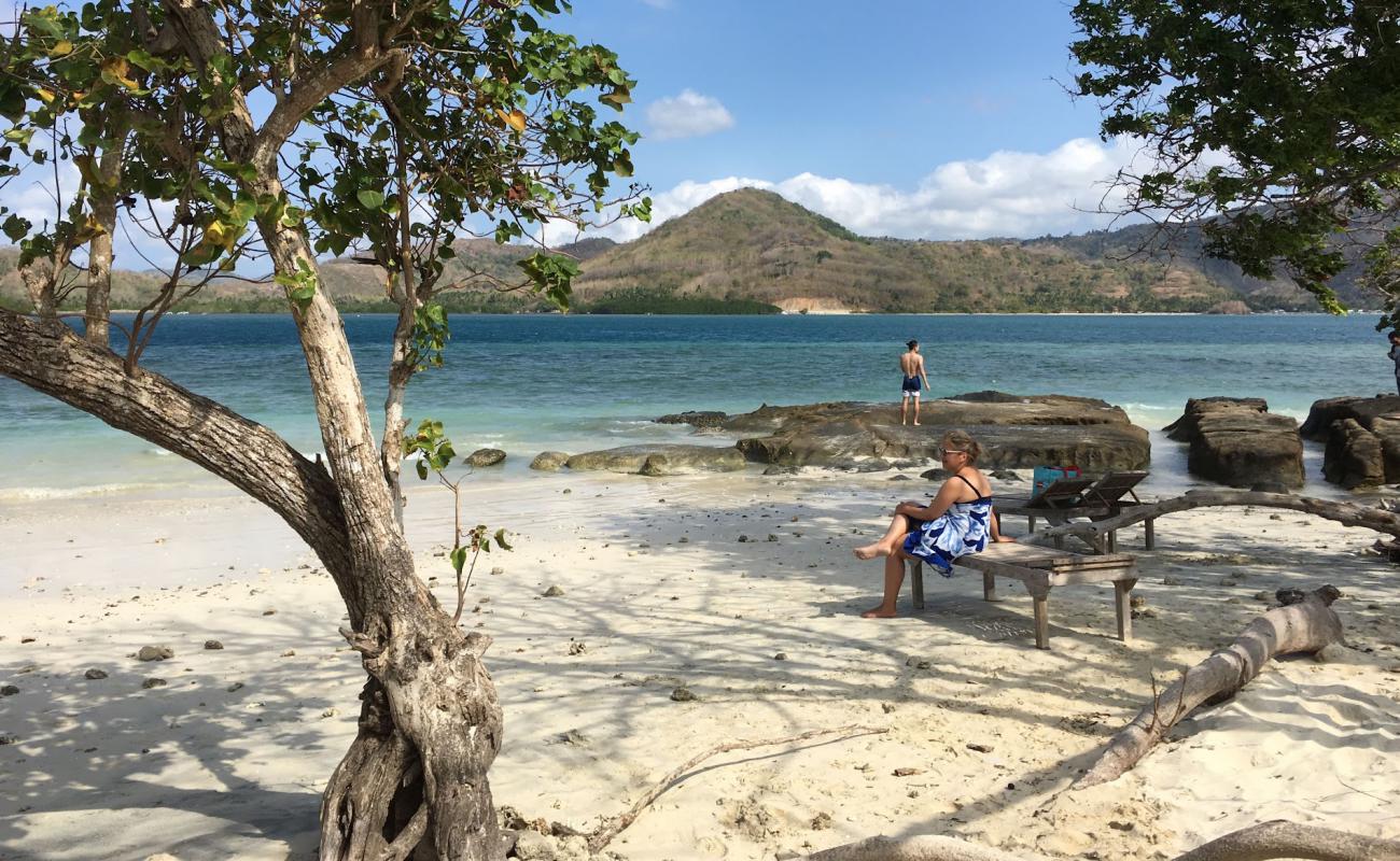 Photo of Gili Kedis Beach with white sand surface