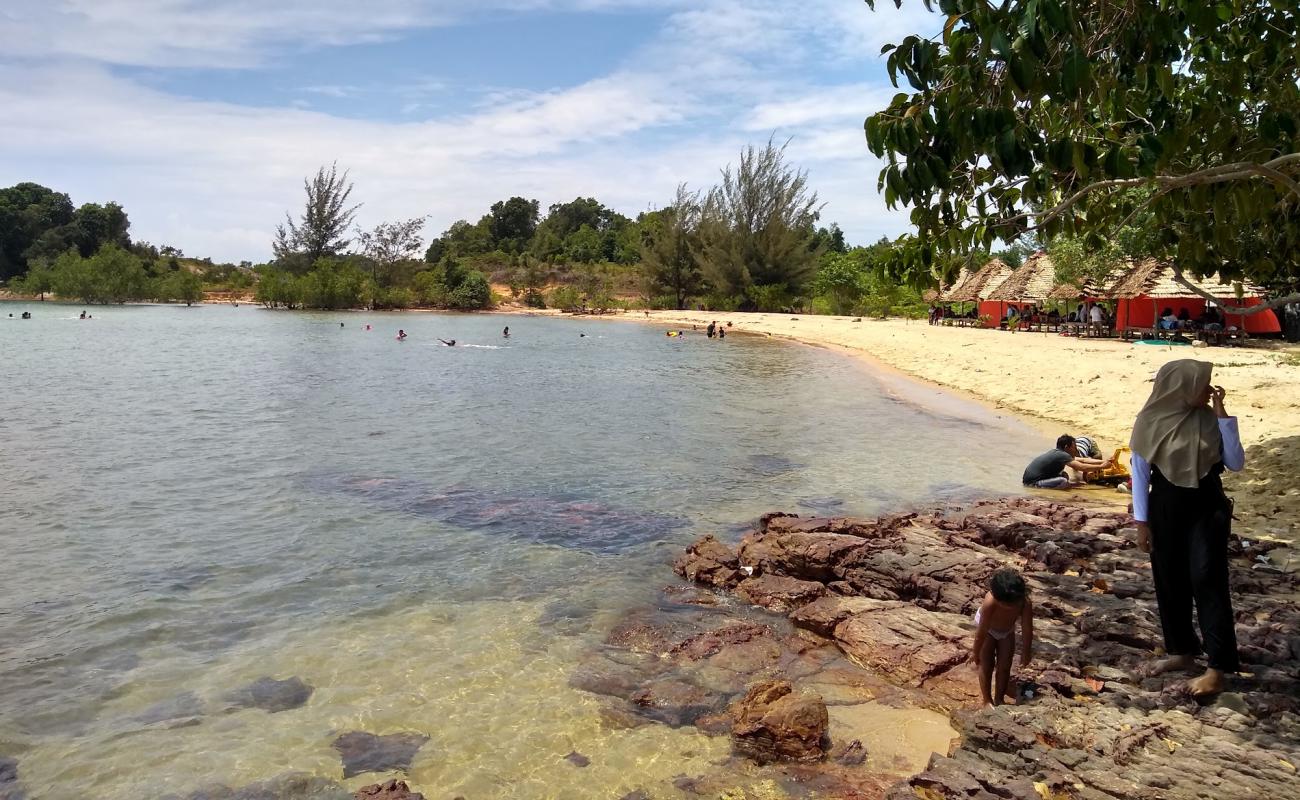 Photo of Elyora Beach with bright sand surface