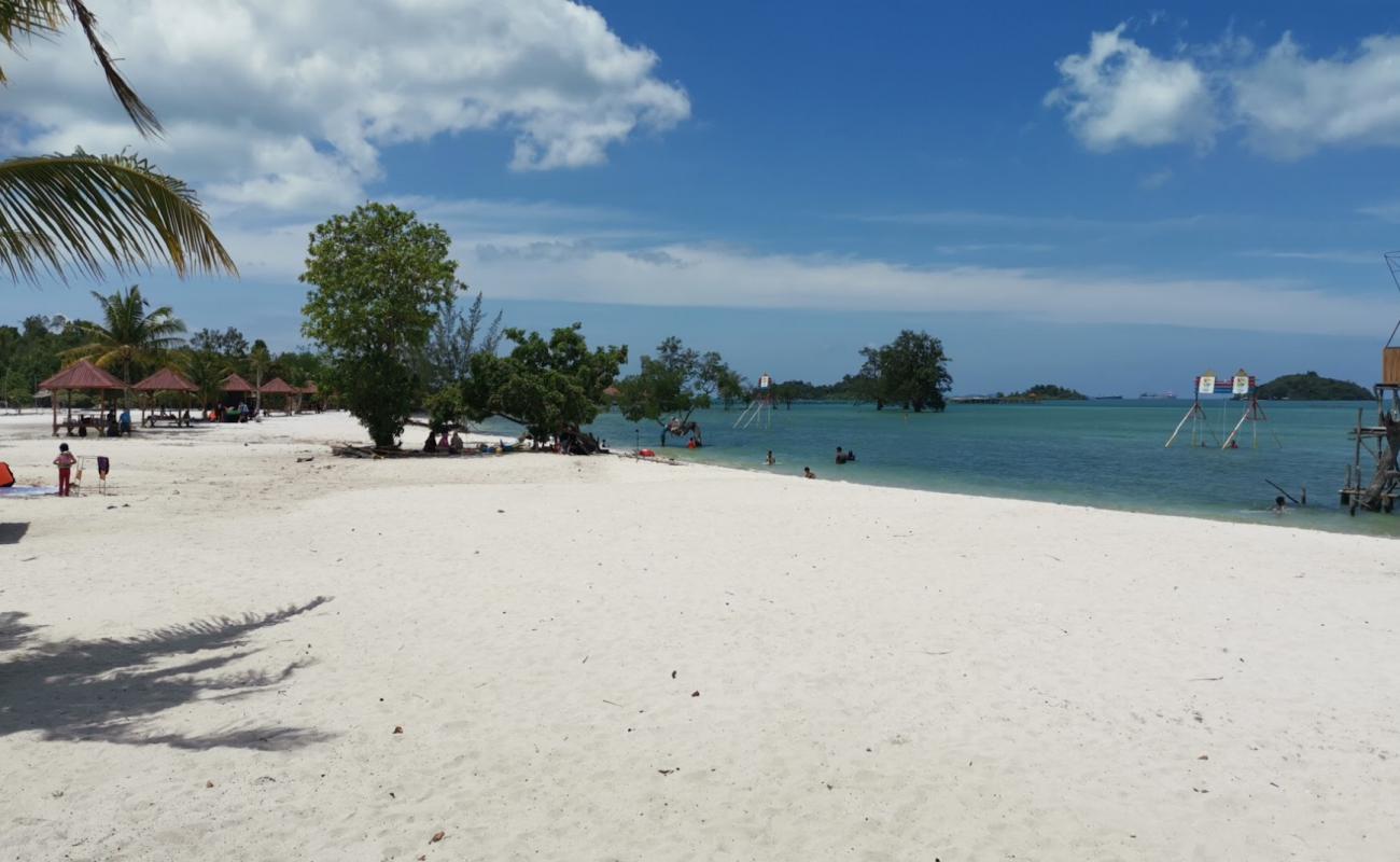 Photo of Viovio Beach with bright sand surface