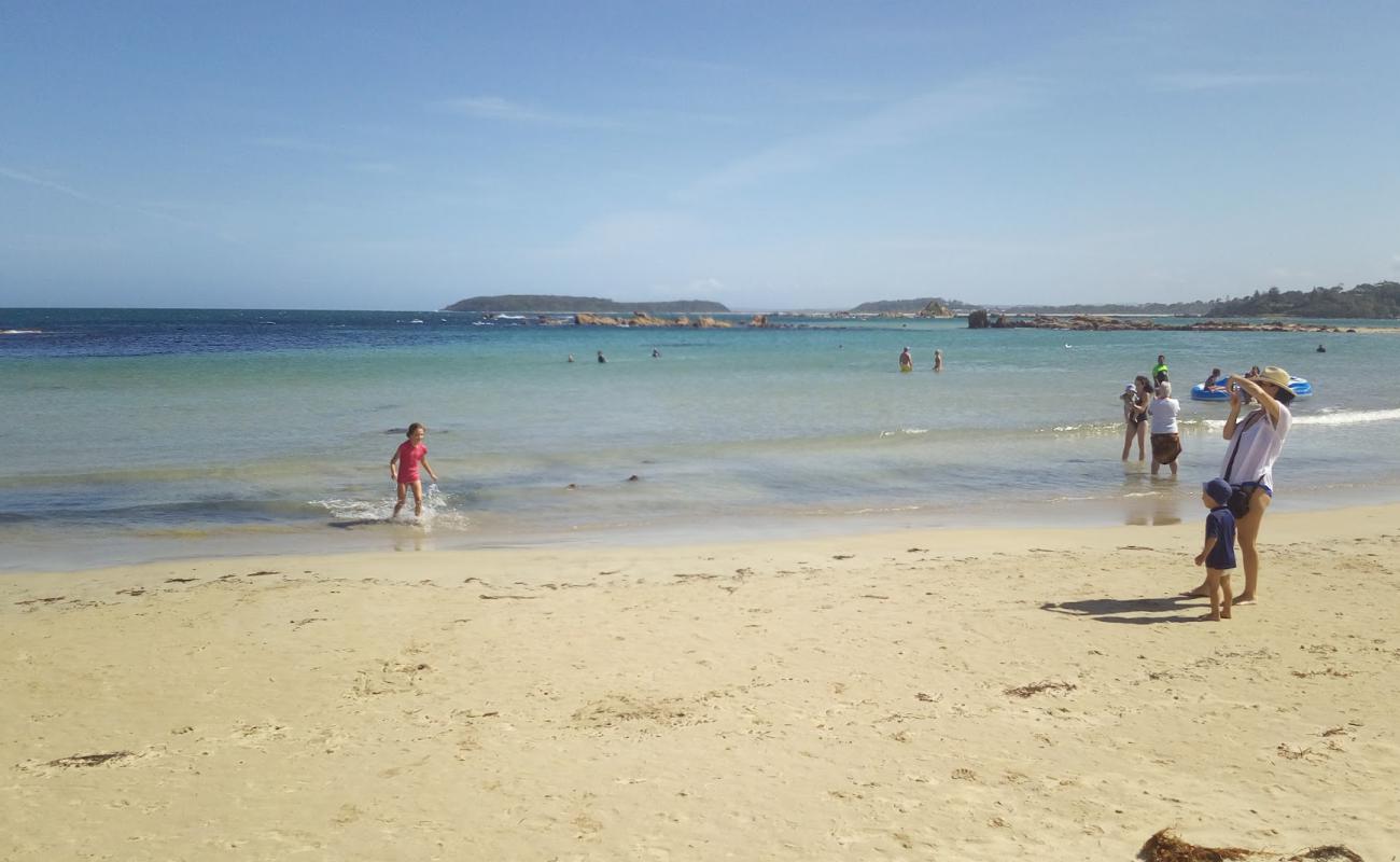 Photo of Tomakin Beach with bright sand surface