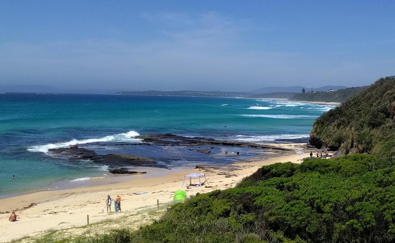 Photo of Rennies Beach with bright sand surface