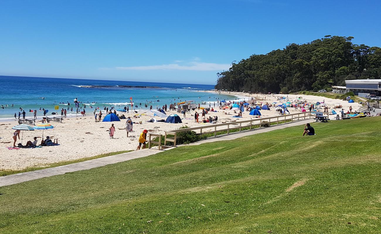 Photo of Mollymook Beach with bright sand surface