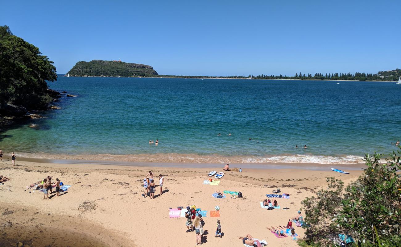 Photo of Resolute Beach with bright sand surface