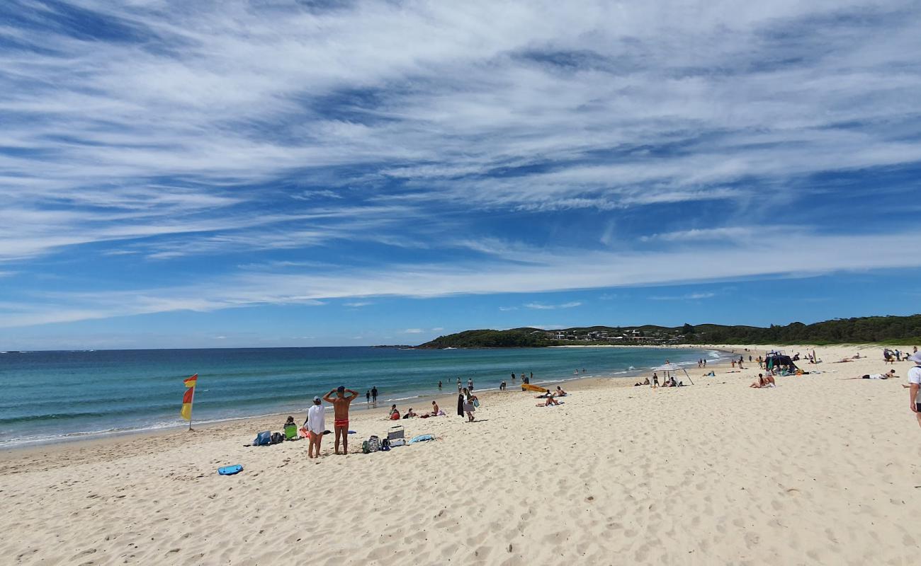 Photo of Fingal Bay Foreshore Reserve with bright fine sand surface