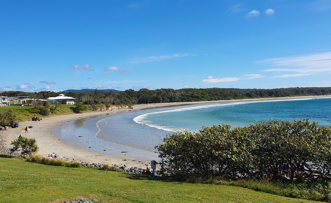 Photo of Arrawarra Beach with bright sand surface