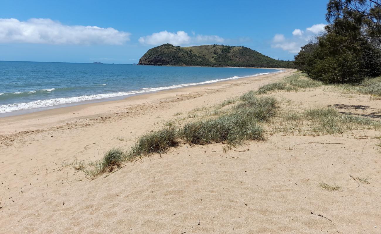 Photo of Mulambin Beach with bright sand surface