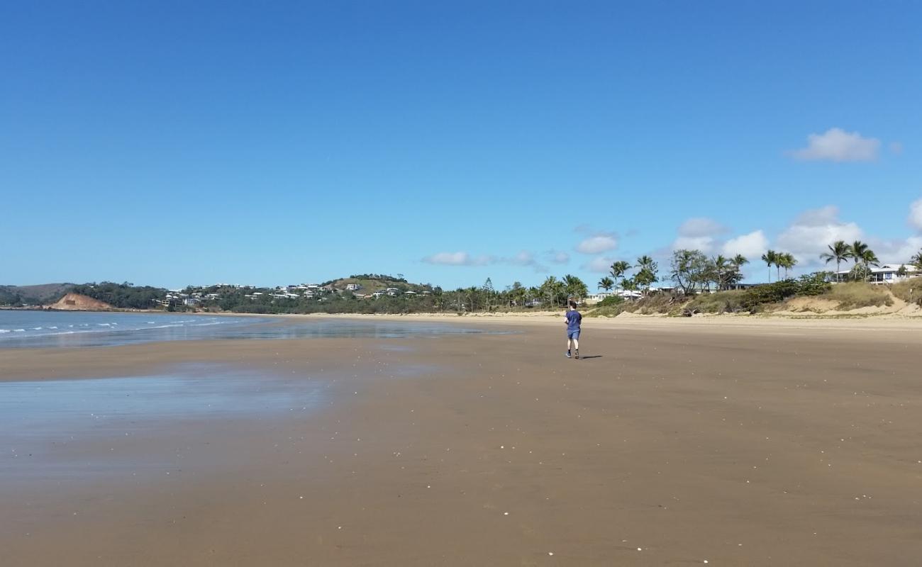 Photo of Lammermoor Beach with bright sand surface