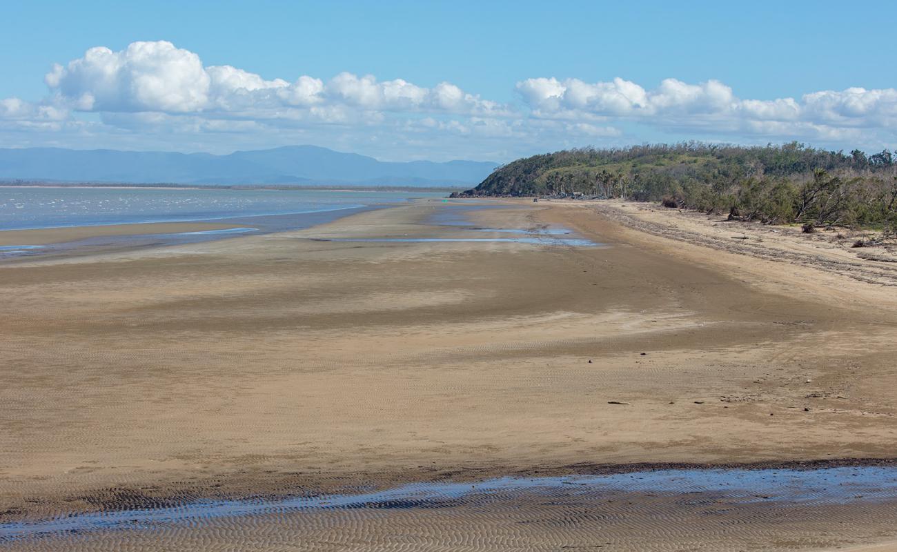 Photo of Conway Beach with bright sand surface