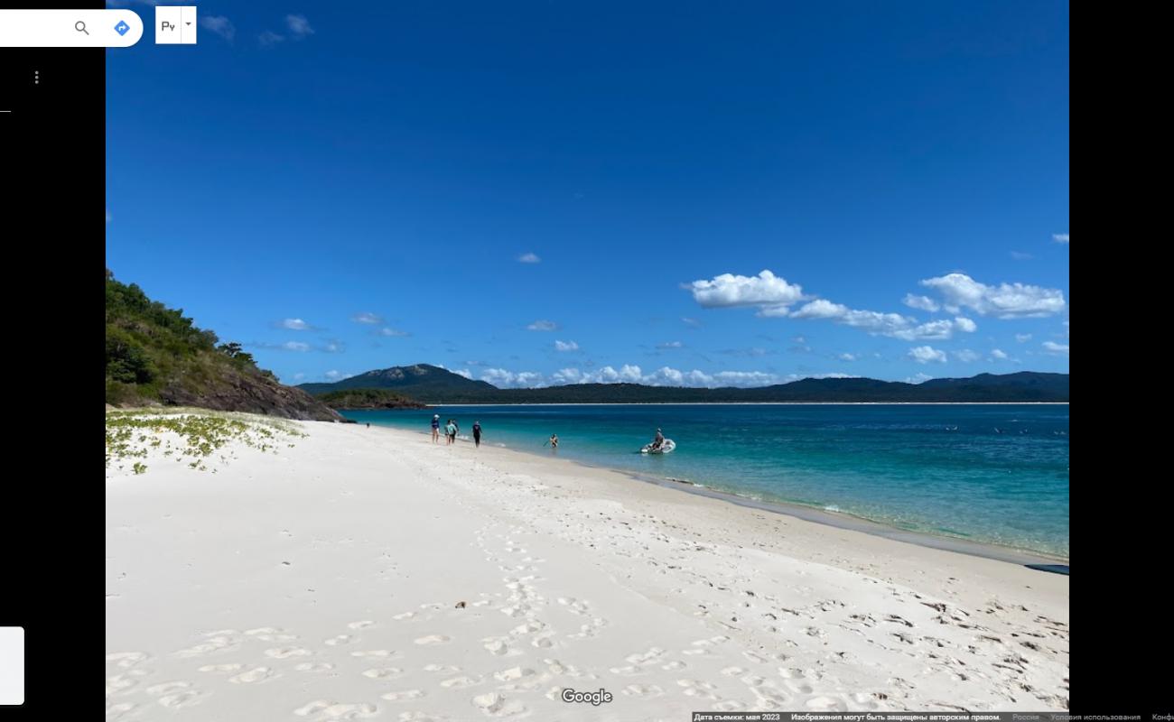 Photo of Chalkie's Beach surrounded by mountains