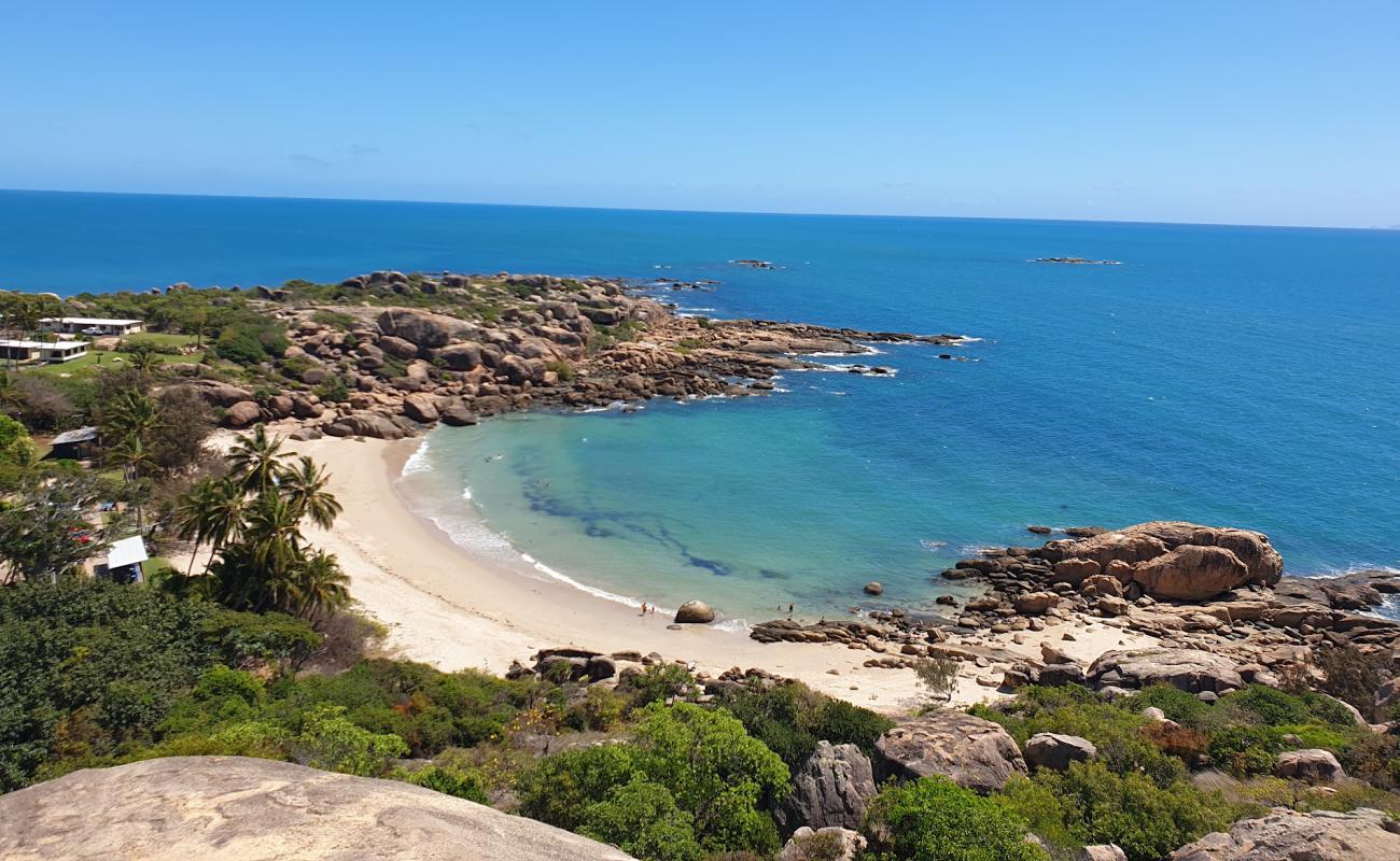 Photo of Horseshoe Bay Beach with bright sand surface